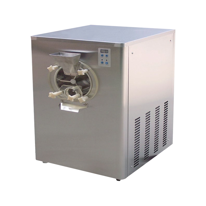 بستنی‌ساز رولی یک دستگاه است که برای تهیه بستنی به صورت رولی یا رولوت استفاده می‌شود. این دستگاه امکان ساخت بستنی‌های نازک و لطیف با طعم‌ها و تزئینات مختلف را فراهم می‌کند. 